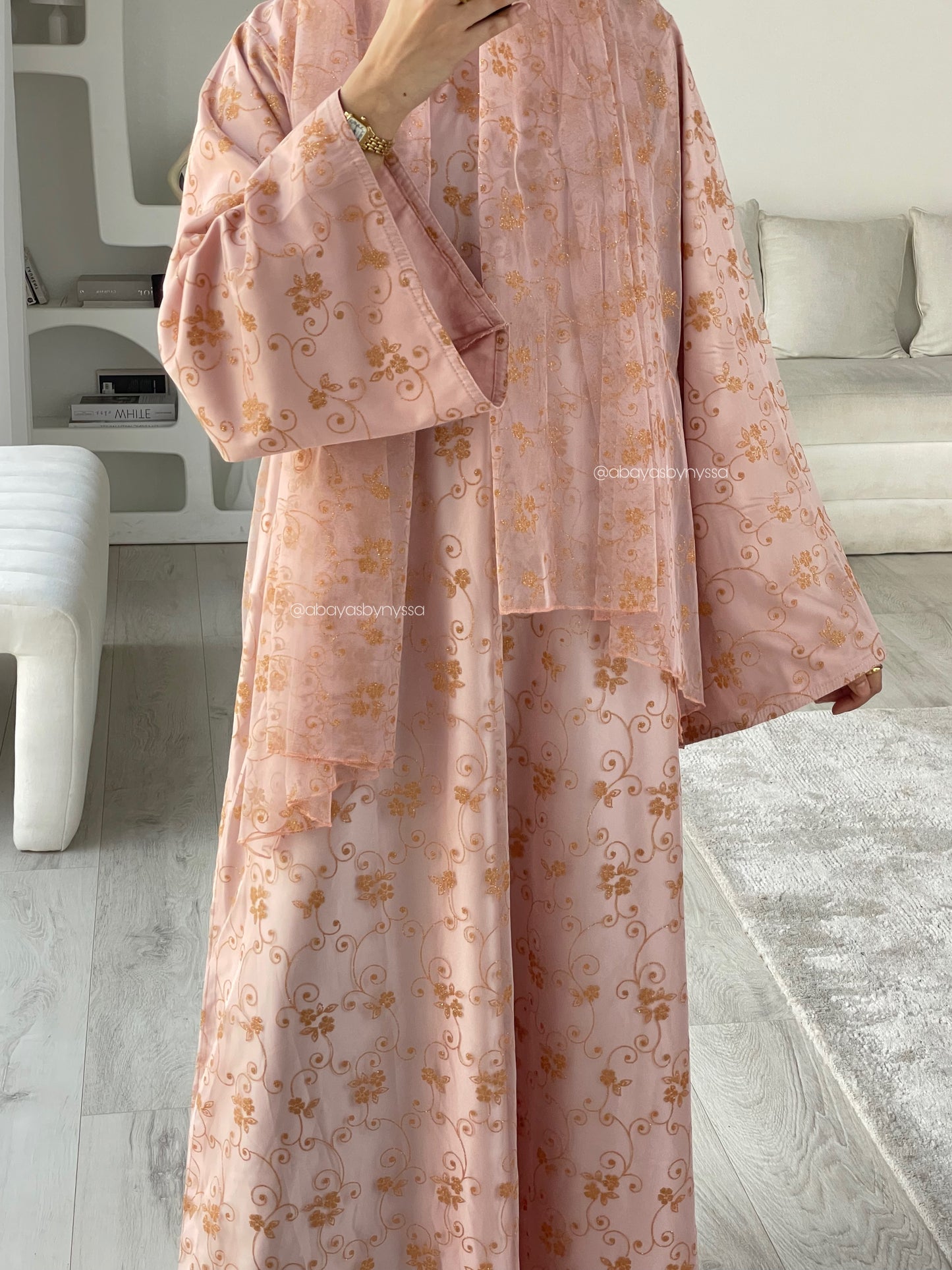 Womens Gold Vines Closed Abaya, Evening Wear