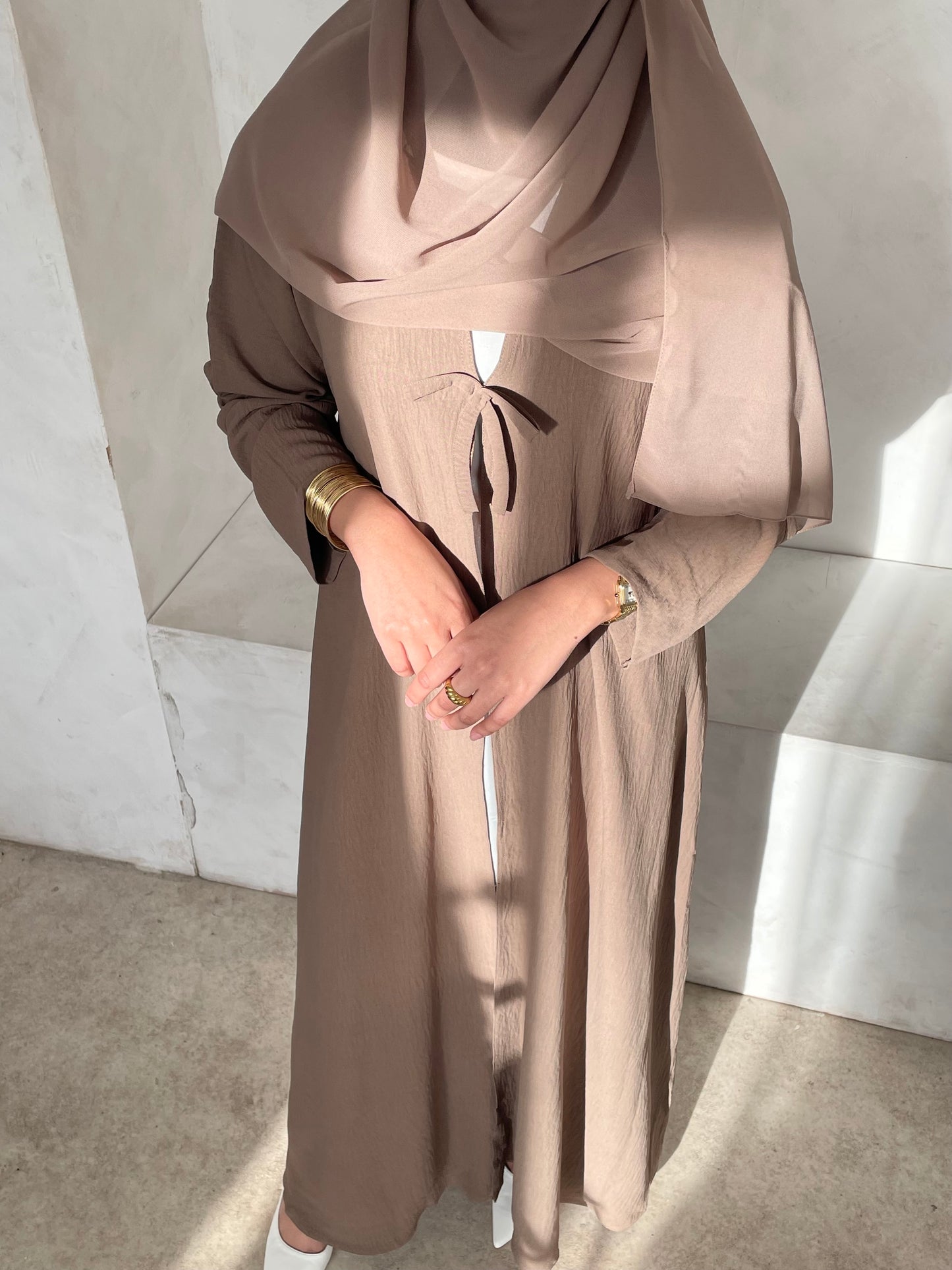 Bow Button Women’s Summer Abaya - 'Taupe’
