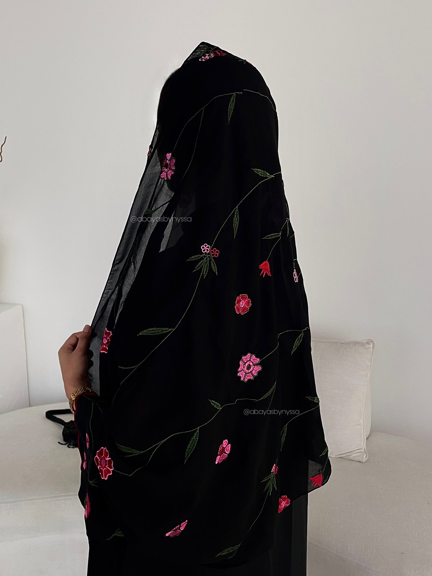 ‘Flora’ Women’s Black Abaya – Lightweight Korean Nida Spring/Summer Abaya
- Red