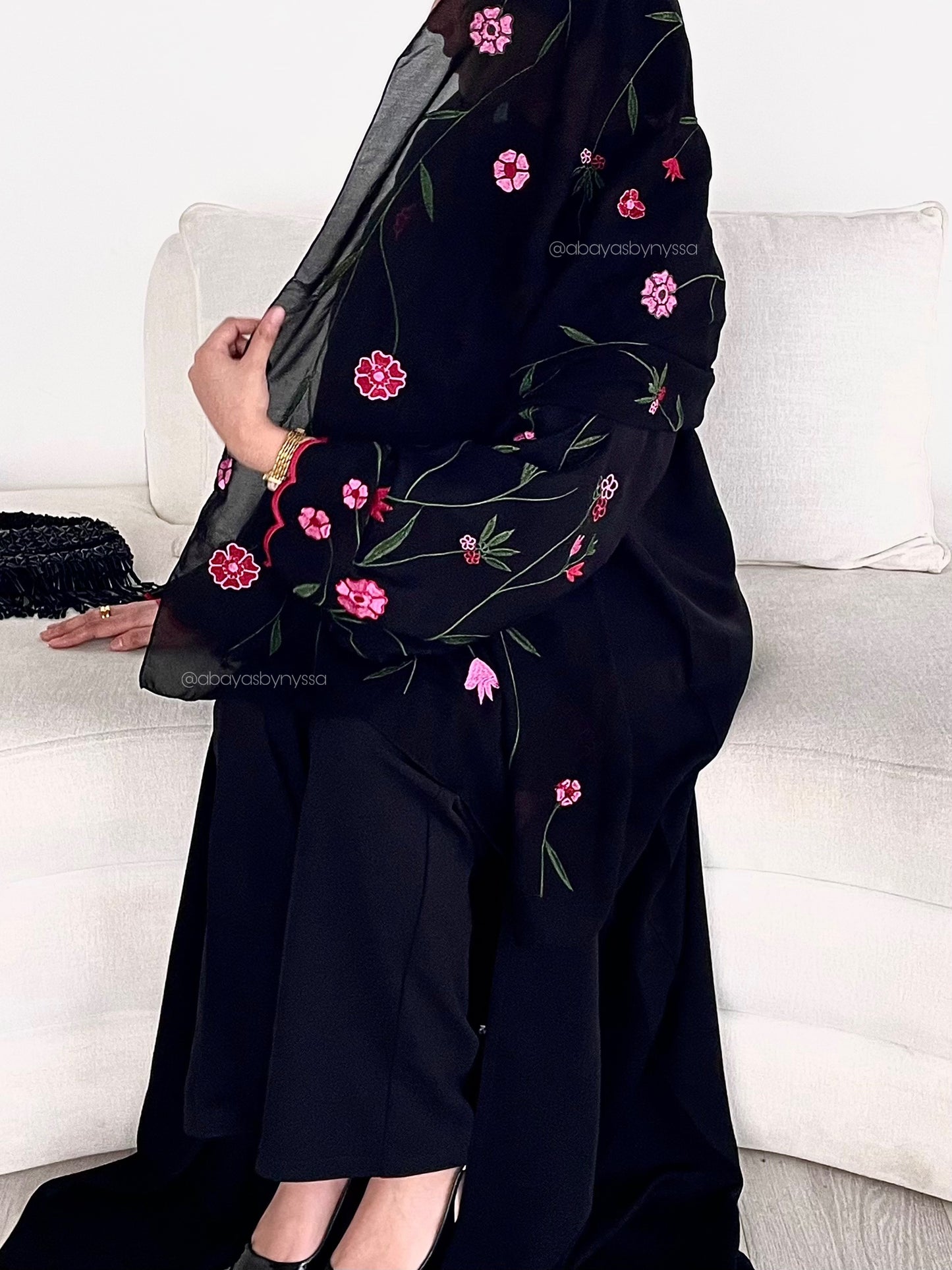 ‘Flora’ Women’s Black Abaya – Lightweight Korean Nida Spring/Summer Abaya
- Red