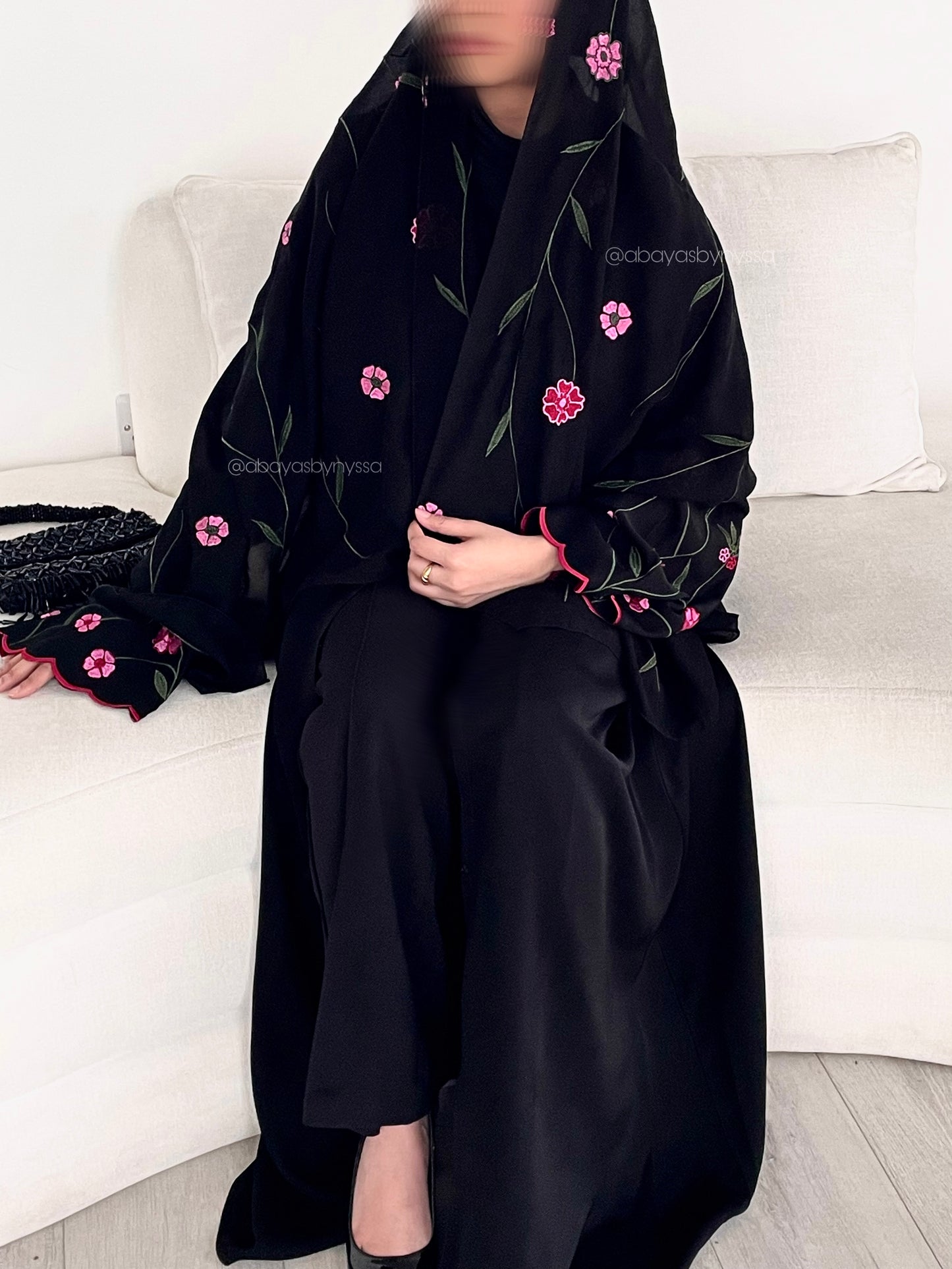 Flora Abaya - Red