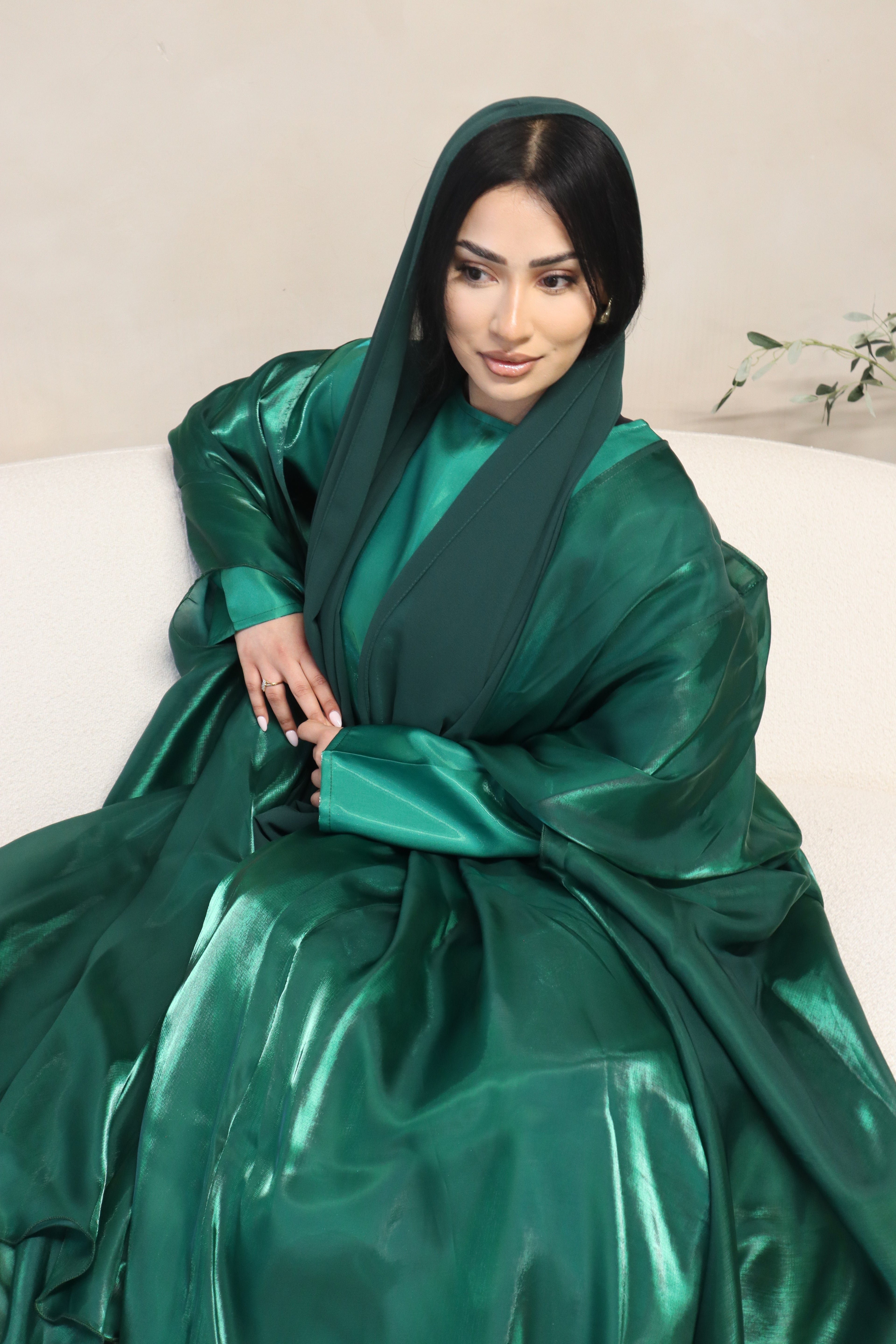 Noor Abaya – Elegant Organza Evening Wear - Emerald Green