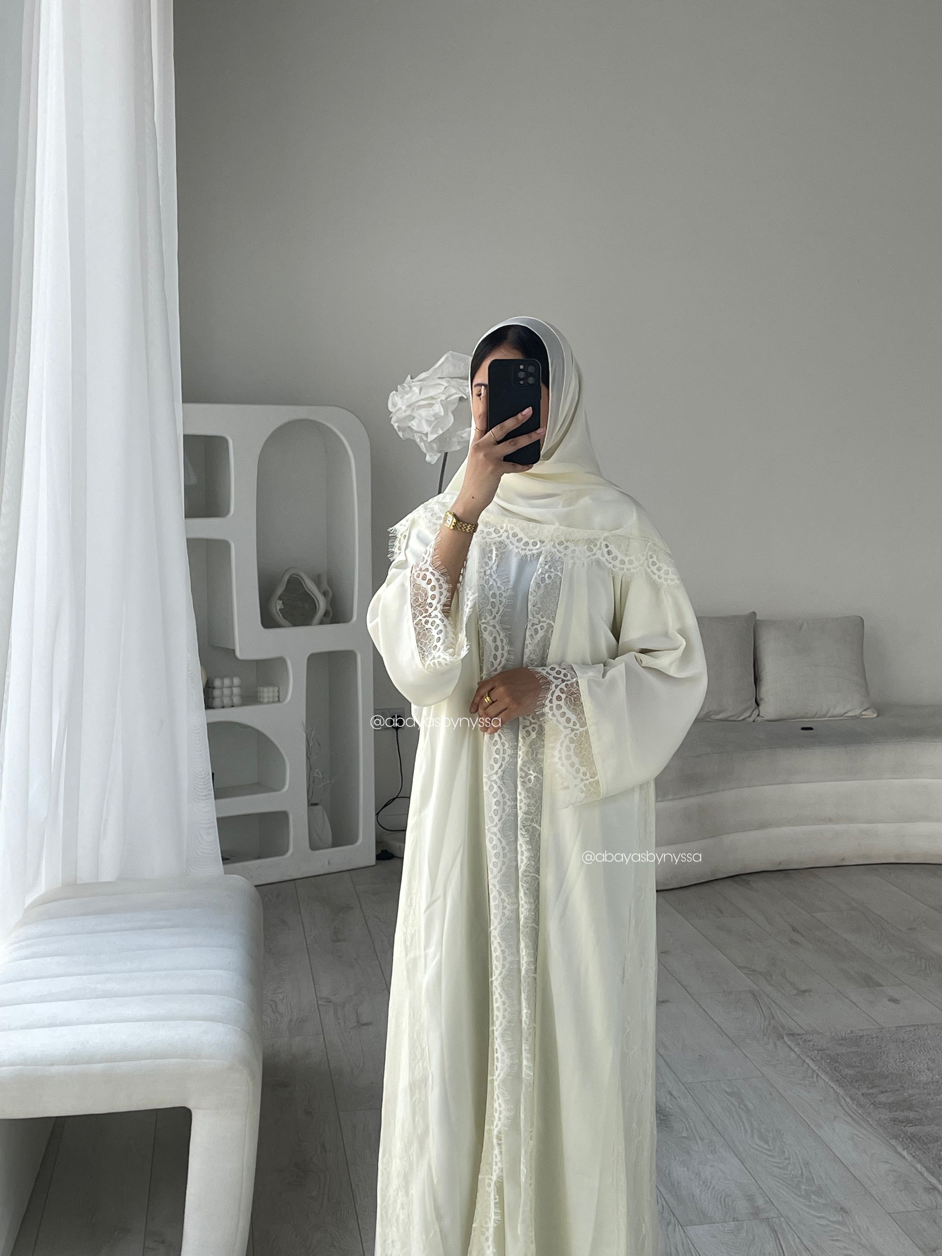 LIA Lace Abaya – Elegant Women Wear for Every Occasion - Cream